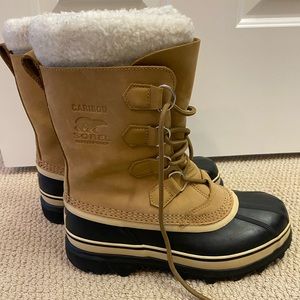 Sorel Caribou Boot. Perfect Condition.